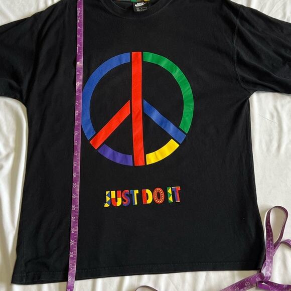 Nike Black Short Sleeve Just Do It Peace Sign T-Shirt, Size M - Picture 10 of 13